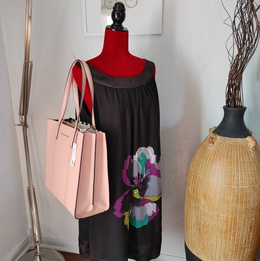 NWT Marc Jacobs Tote Rose with Gold Hardware